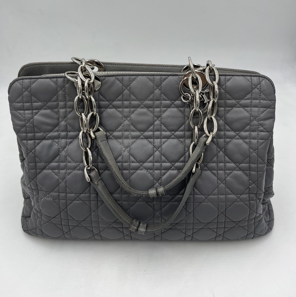 💙Dior Authentic Bag💙 - Picture 1 of 17
